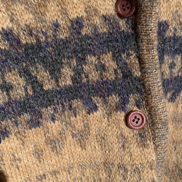 Wool sweater - Picture 4 of 4
